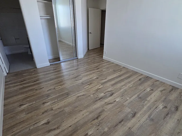 1130 Rexford Dr #7 — Photo 7
