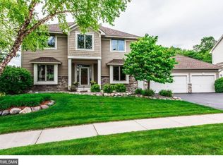 8123 Terraceview Ln N, Maple Grove, MN 55311