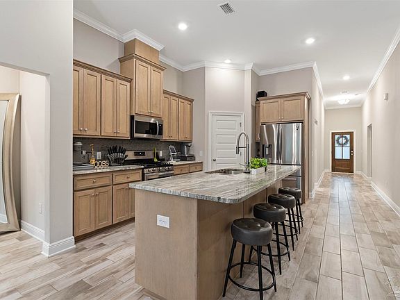 2nd image of 1539 Durant Ln