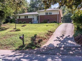 106 Green St, Greer, SC 29650