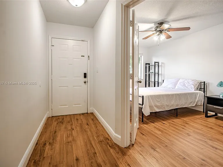 7652 Pinewalk Dr S #139 — Photo 8