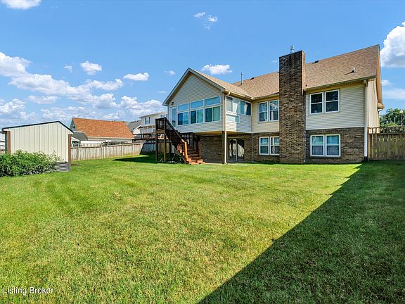 3rd image of 12023 Lavenia Ln