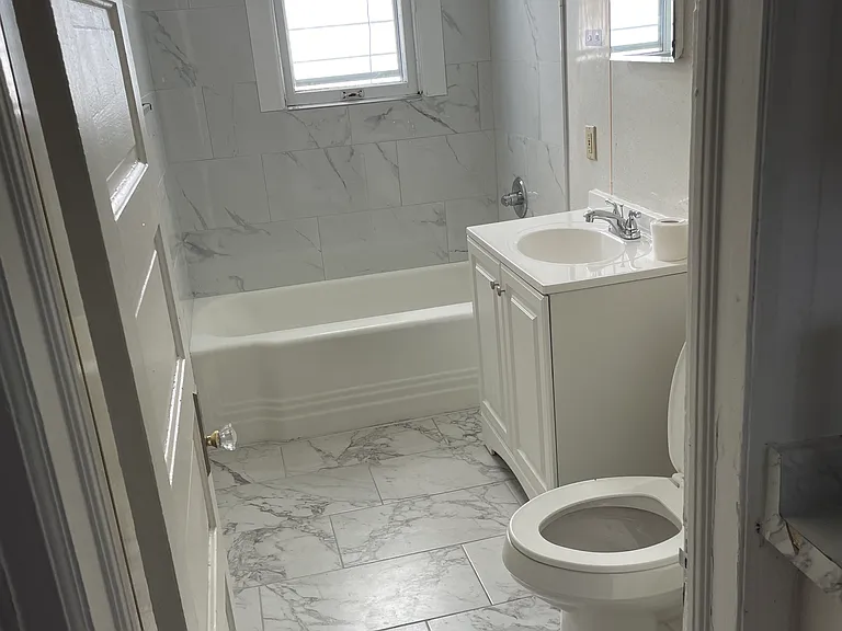 11521 Saint Aubin St — Photo 5