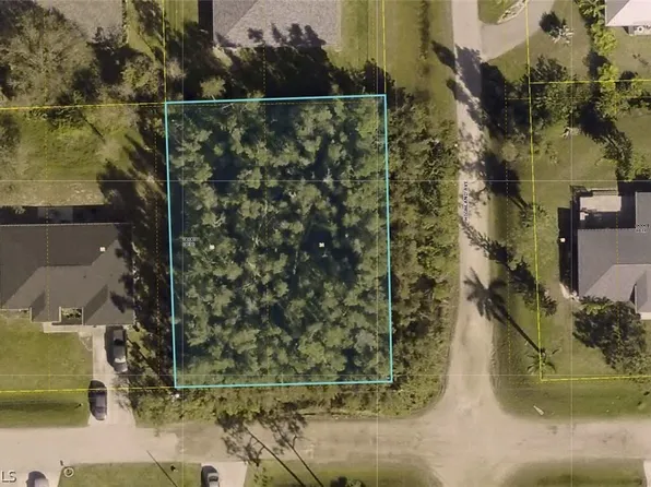 10590 Highland Ave, Fort Myers, FL 33966