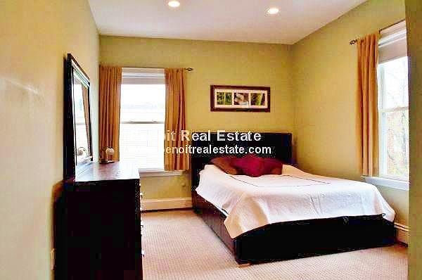 2nd image of 54 Harvey St #2