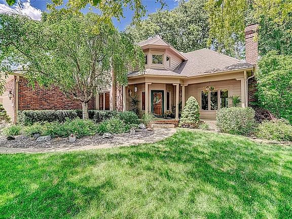 2nd image of 7649 Killarney Dr