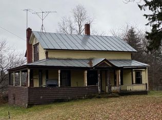 25 Windsor Ln, Groton, VT 05046