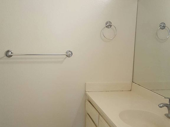 DOWNSTAIR BATHROOM