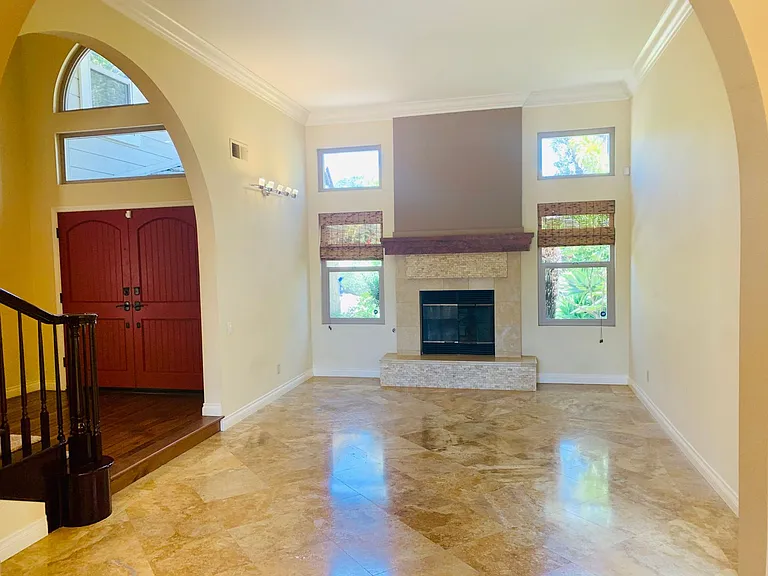 4437 Mensha Pl — Photo 4