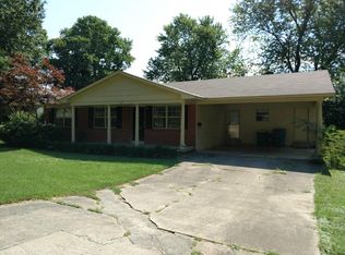 515 Poinsetta Dr, Little Rock, AR 72205