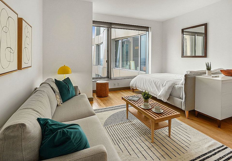 1st image of 8 Spruce St APT 33K