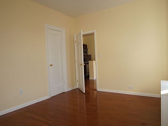 5th image of 610 W 143rd St APT 6f