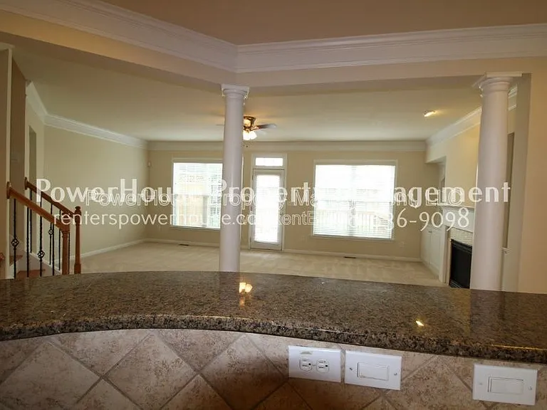 10752 Camarilla Ct — Photo 25