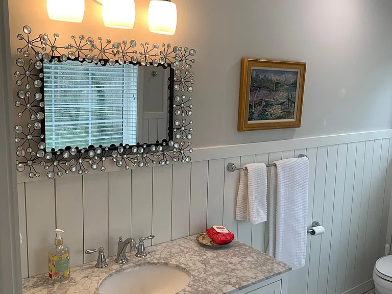 Upstairs bathroom