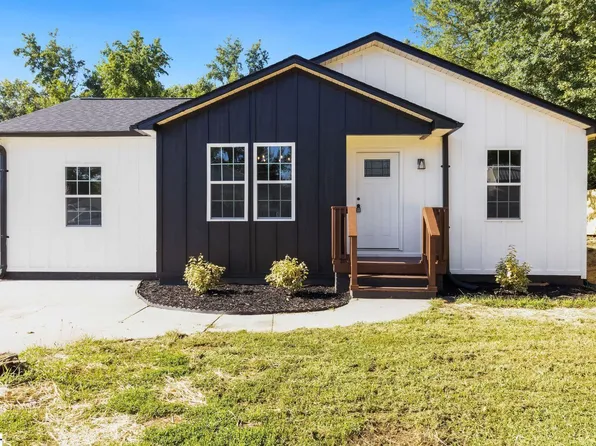 4 Shady Pines Ct, Fountain Inn, SC 29644