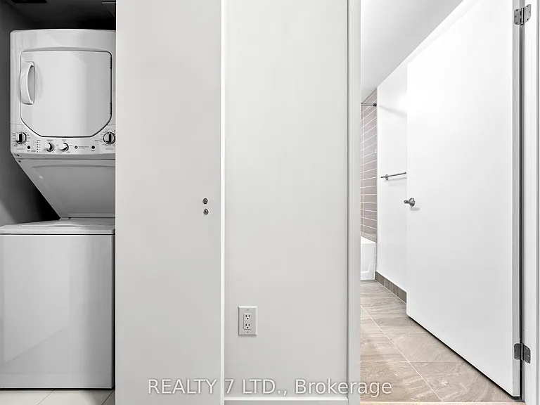 4010 Eglinton Ave W #708 — Photo 33