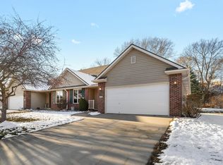 104 W Ferndale Dr, Council Bluffs, IA 51503
