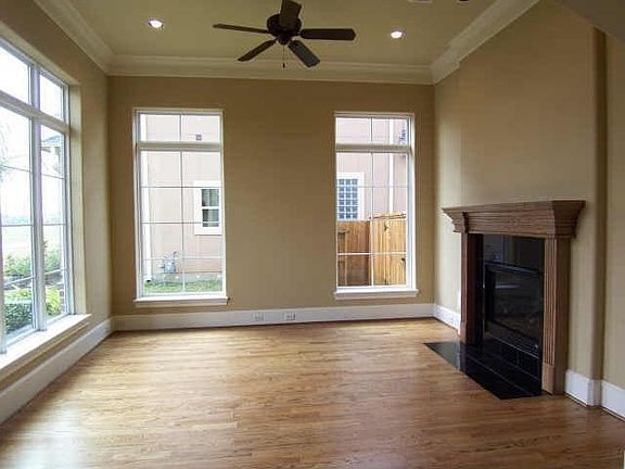4th image of 11507 Via Fontana Ct