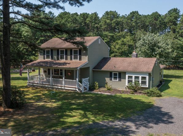 3 Canal St, Chatsworth, NJ 08019