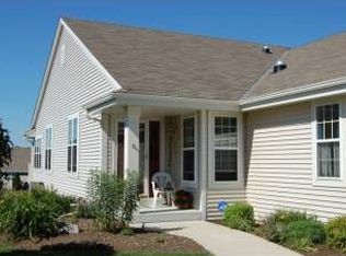 610A Ravenwood Ct, Waterford, WI 53185