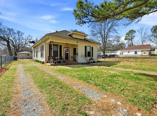 918 W Morgan St, Denison, TX 75020