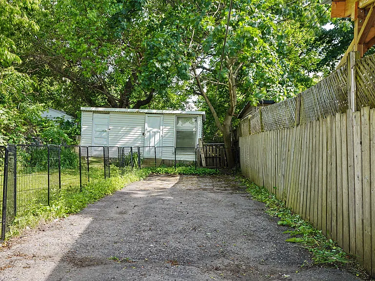 459 South St — Photo 40