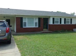 623 Weaver St, Lexington, TN 38351