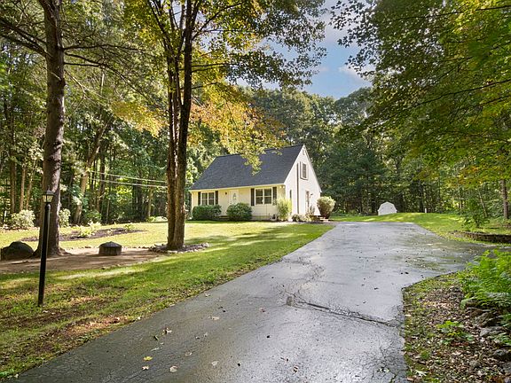 2nd image of 336 Pommogussett Rd