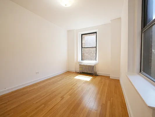 Rented by Rachel Realty | media 16