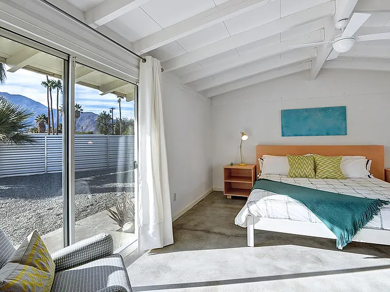 2290 N Cerritos Rd — Photo 14