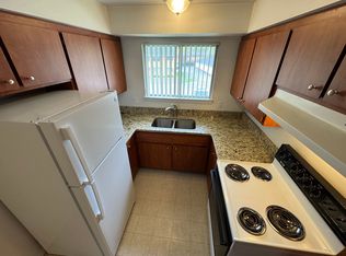 421 Parkdale Ave APT A2, Rochester, MI 48307