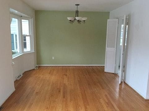 3rd image of 2405 N Underwood St
