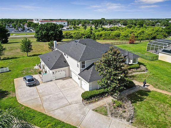 3rd image of 4474 Begonia Ct
