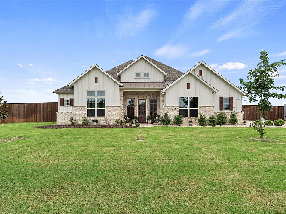 1st image of 1428 Streetman Rd