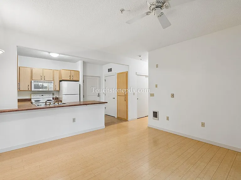 400 NE 100th Ave #109 — Photo 13