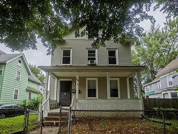 2nd image of 47 Taylor St