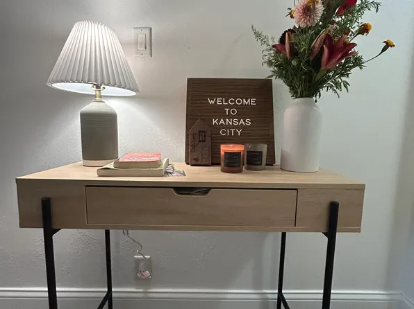 700 E 8th St, Kansas City, MO