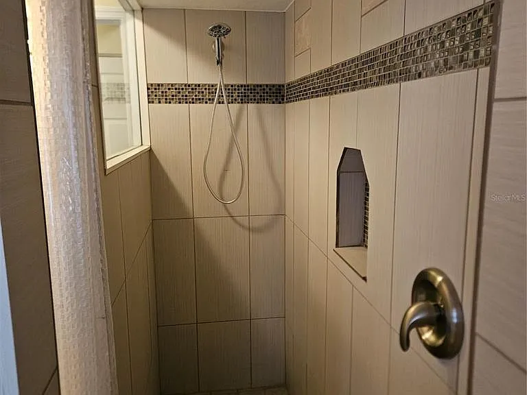 468 Harland St — Photo 33
