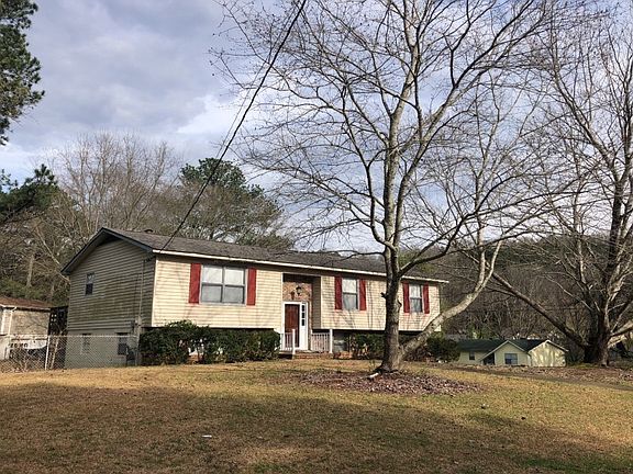 3rd image of 2501 Daly Dr