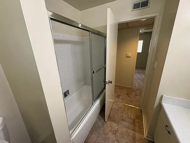 266 S Oak Knoll Ave #4 — Photo 12