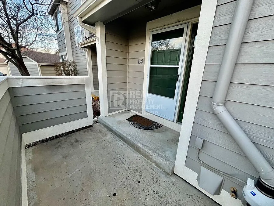 Building Photo - 2120 Timber Creek Dr #L4