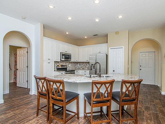 5th image of 4428 Worthington Cir