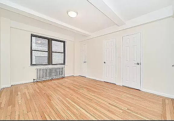 3rd image of 850 Amsterdam Ave #C