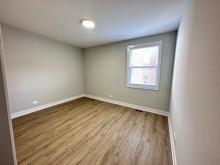 3053 W Cermak Rd #CH — Photo 11