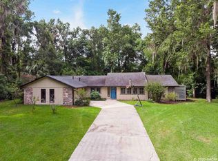 8423 NW 6th Ave, Gainesville, FL 32607