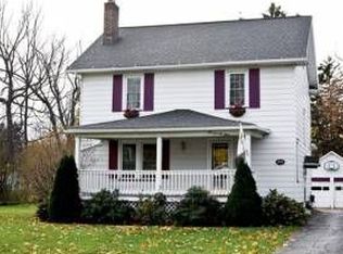 273 Fair Oaks Ave, Rochester, NY 14618