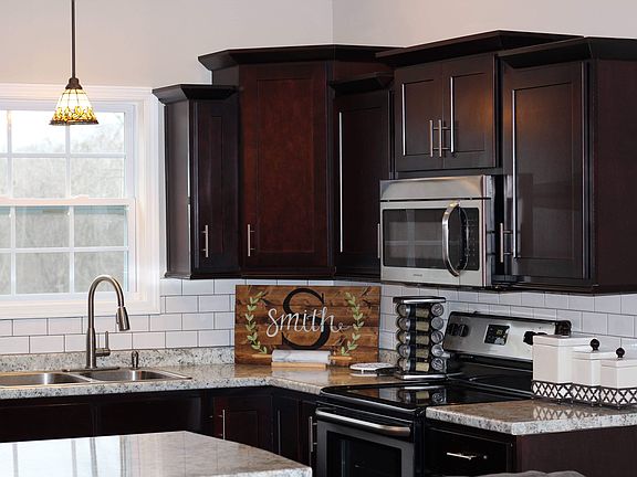 4th image of 226 Palmetto Dr