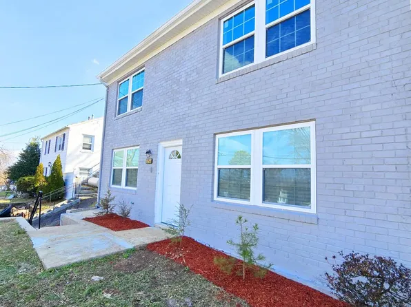 1122 Drum Ave, Capitol Heights, MD 20743