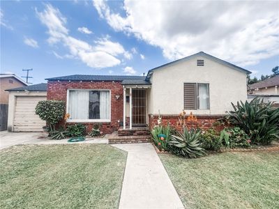8206 Jackson St, Paramount, CA, 90723