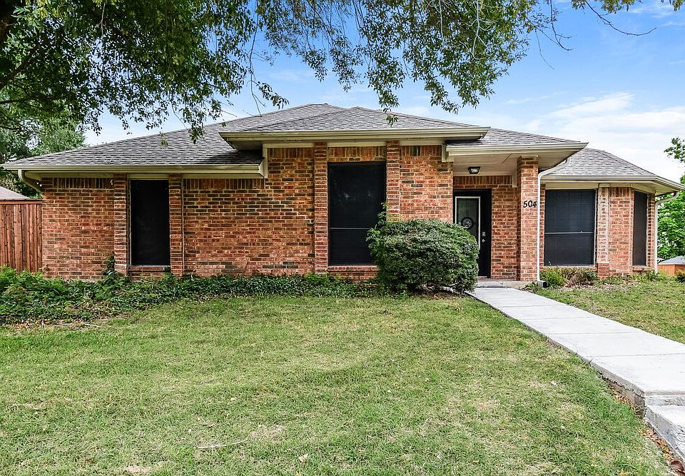 1st image of 504 N Winding Oaks Dr